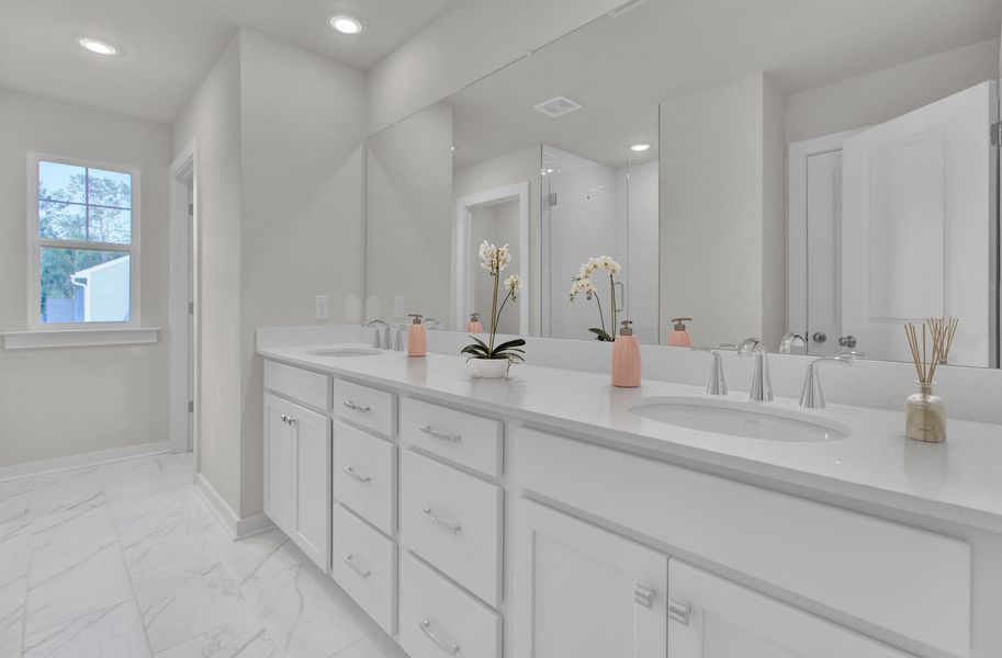 Furnished interior view inside a new home in Southbridge, Sumter (Image 23).