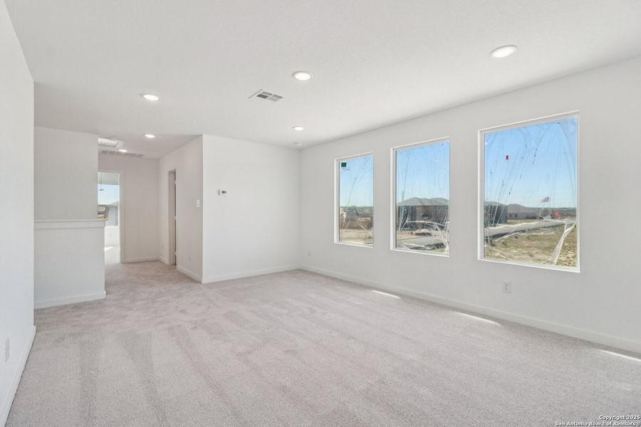 Spacious, unfurnished interior of a new home in Summerlin: Eventide Collection, San Antonio (Image 43).