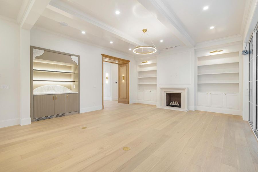 Spacious, unfurnished interior of a new home in , West Palm Beach (Image 46).