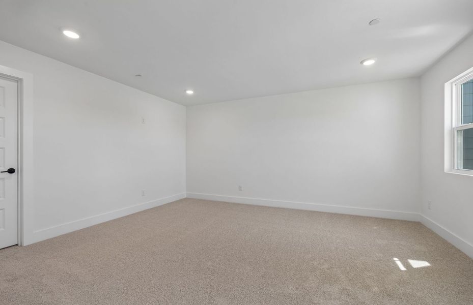 Spacious, unfurnished interior of a new home in Bradshaw Farms Reserve, Mount Juliet (Image 30). Spacious, unfurnished interior of a new home in Bradshaw Farms Reserve, Mount Juliet (Image 30).