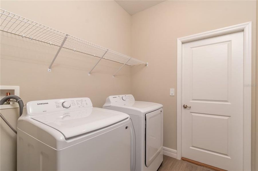 Close-up of interior finishes inside a home in , Citrus Springs (Image 14).