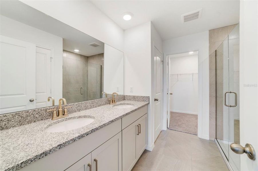 Furnished interior view inside a new home in Aulin Square, Oviedo (Image 3). Furnished interior view inside a new home in Aulin Square, Oviedo (Image 3).