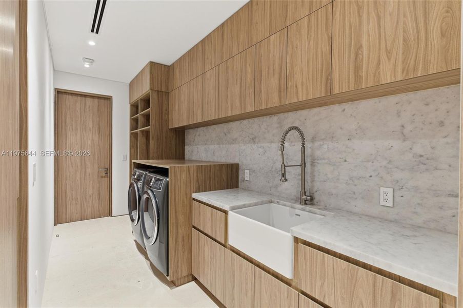 Furnished interior view inside a new home in , Miami (Image 54).