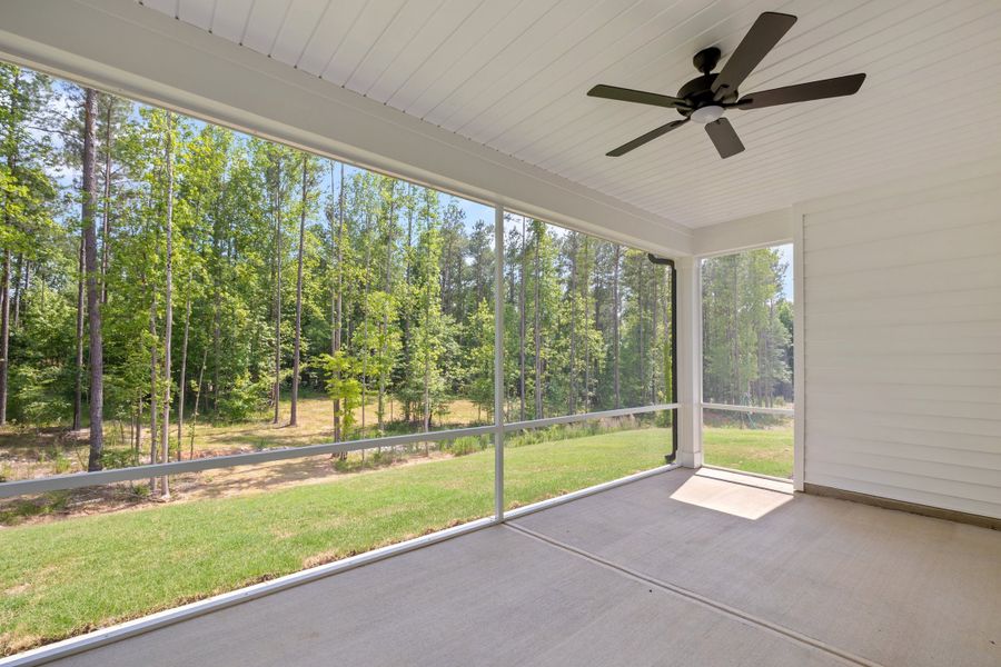 Representative exterior details of a home built from the The Chandler by RobuckHomes in Baylee Ridge, Selma (Image 86).