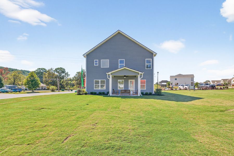 Image 16 of a home in Hawks View.