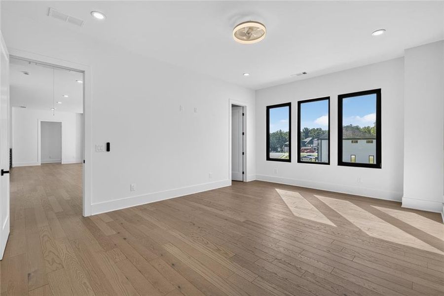 Spacious, unfurnished interior of a new home in , Auburn (Image 45). Spacious, unfurnished interior of a new home in , Auburn (Image 45).