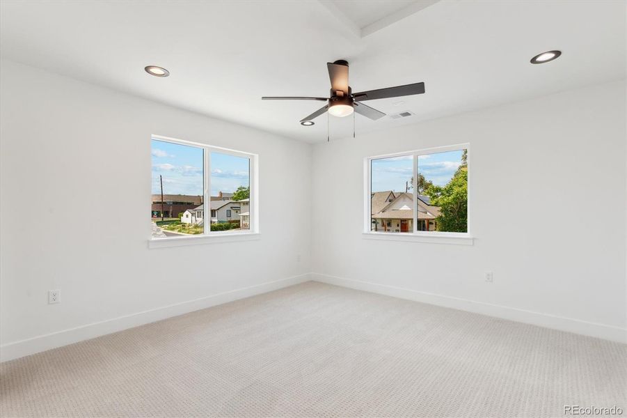 Spacious, unfurnished interior of a new home in , Denver (Image 20).