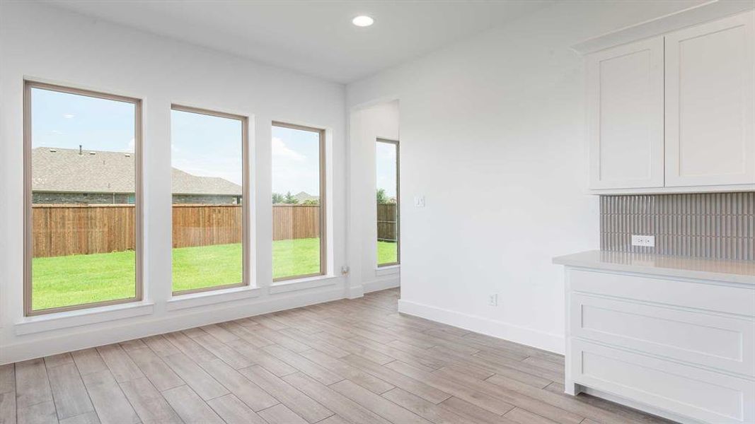 Spacious, unfurnished interior of a new home in Devonshire - Reserve 60', Forney (Image 12). Spacious, unfurnished interior of a new home in Devonshire - Reserve 60', Forney (Image 12).