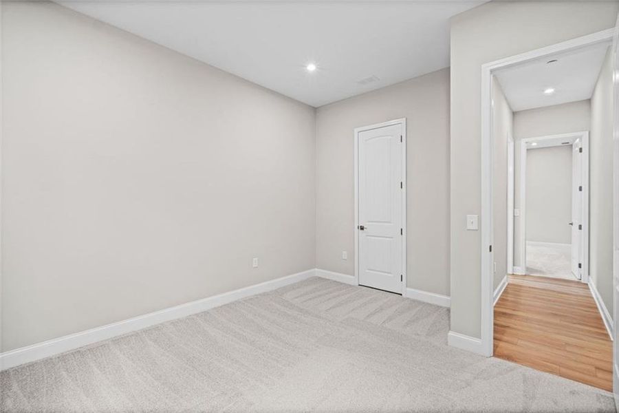 Spacious, unfurnished interior of a new home in Governor’s Preserve, Canton (Image 37).