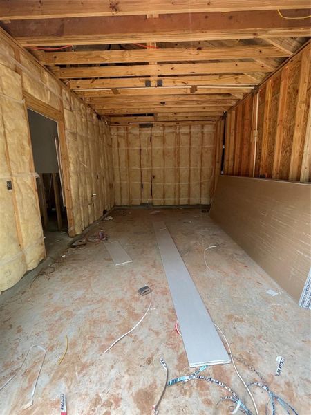 Oversized deep garage