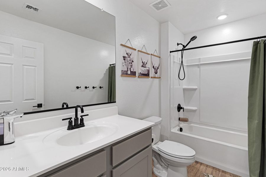 37599 N Cavern Wy-20