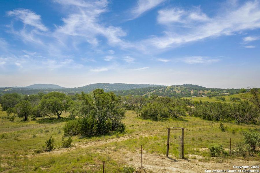 Natural landscape and outdoor views near in Center Point (Image 42). Natural landscape and outdoor views near in Center Point (Image 42).