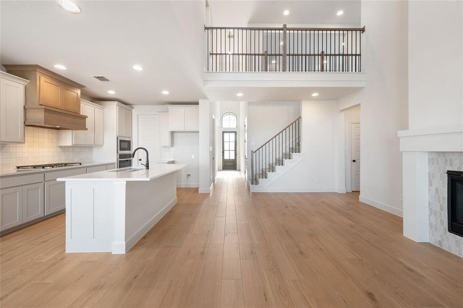 Furnished interior view inside a new home in Avondale, Fate (Image 15).