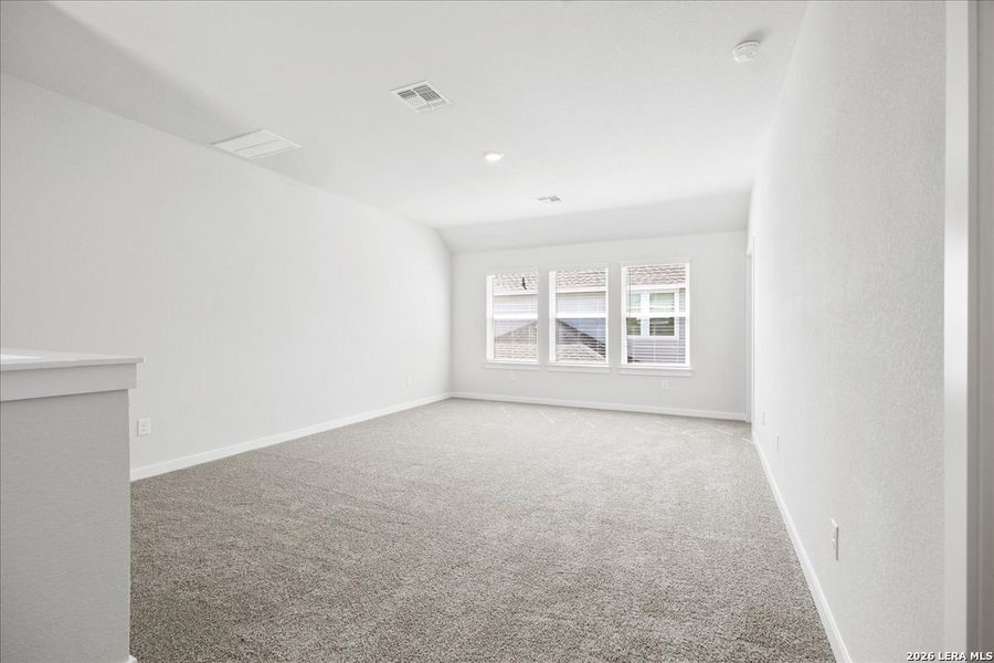 Spacious, unfurnished interior of a new home in Stream Waters, Seguin (Image 13). Spacious, unfurnished interior of a new home in Stream Waters, Seguin (Image 13).