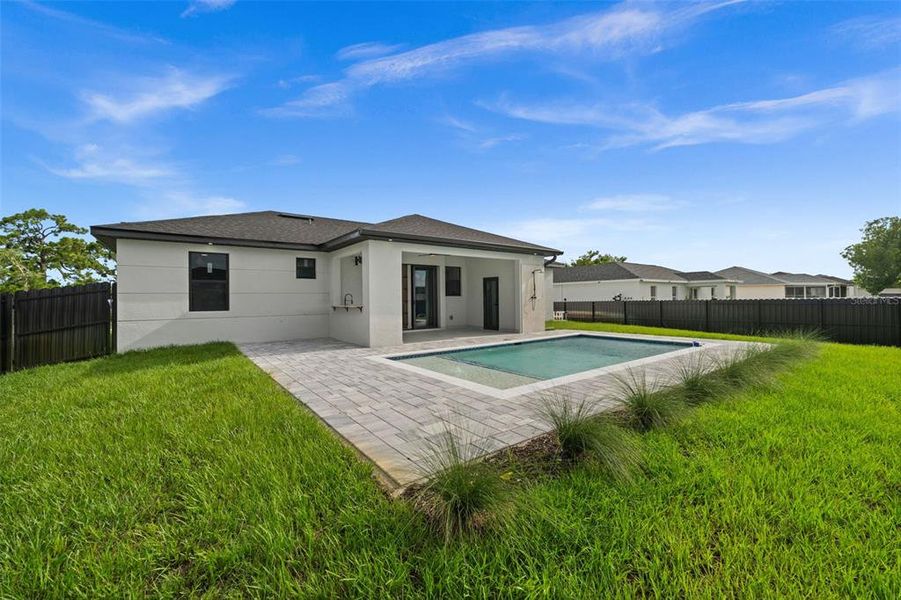 Exterior details and patio area of a home in , Cape Coral (Image 30). Exterior details and patio area of a home in , Cape Coral (Image 30).