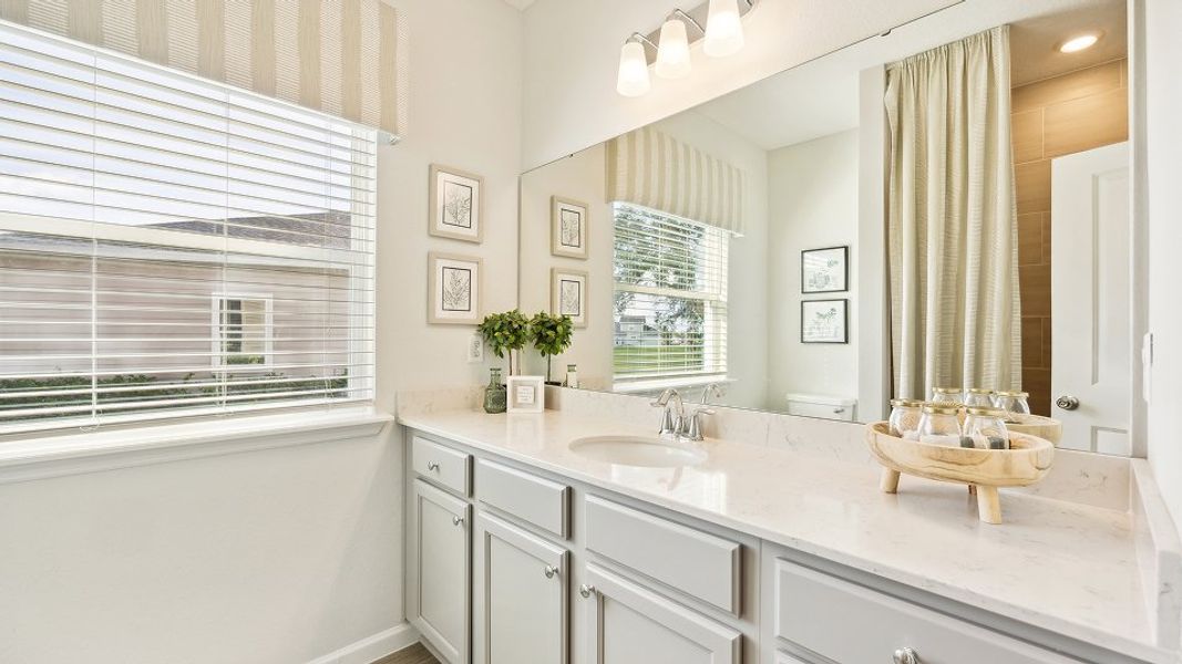 2269 Tivoli Bath3 F1 10 30 25