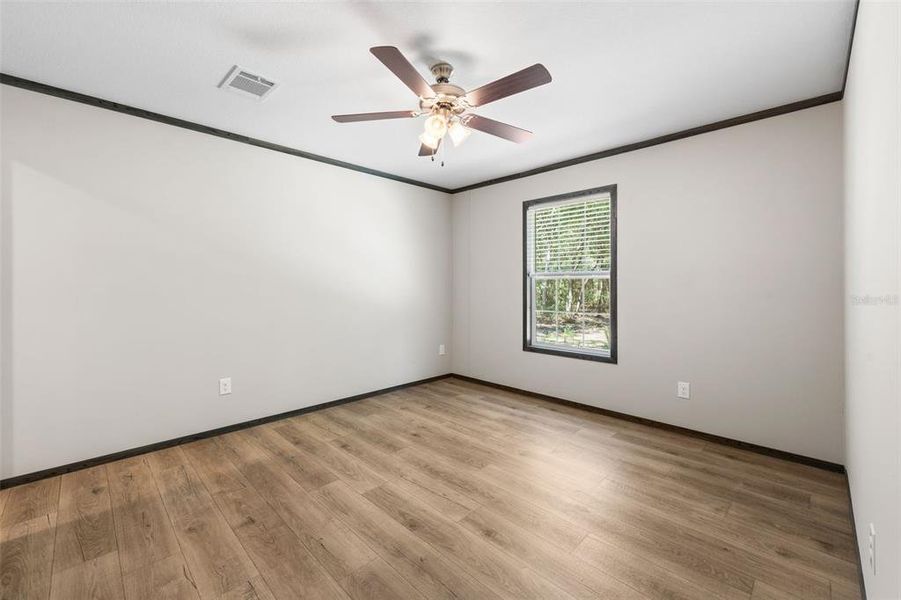 Spacious, unfurnished interior of a new home in , Dunnellon (Image 28).