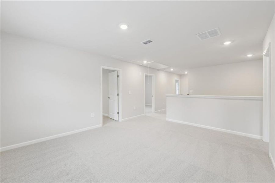 Spacious, unfurnished interior of a new home in Preserve at Mountain Creek, Pendergrass (Image 28). Spacious, unfurnished interior of a new home in Preserve at Mountain Creek, Pendergrass (Image 28).