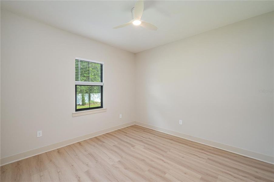Spacious, unfurnished interior of a new home in , Lakeland (Image 29).