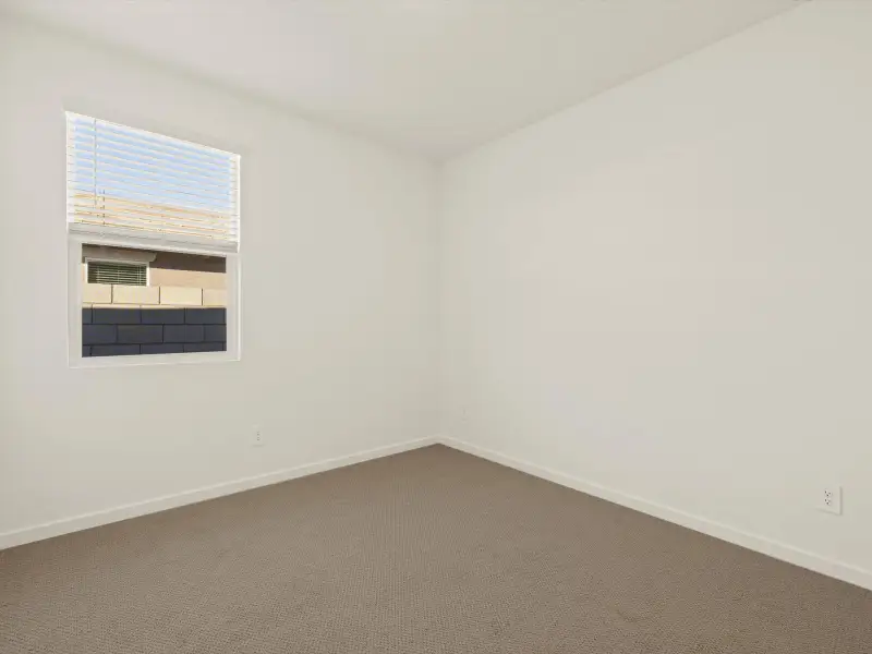 Spacious, unfurnished interior of a new home in Mesquite Mountain Ranch at Frontera, Surprise (Image 16).