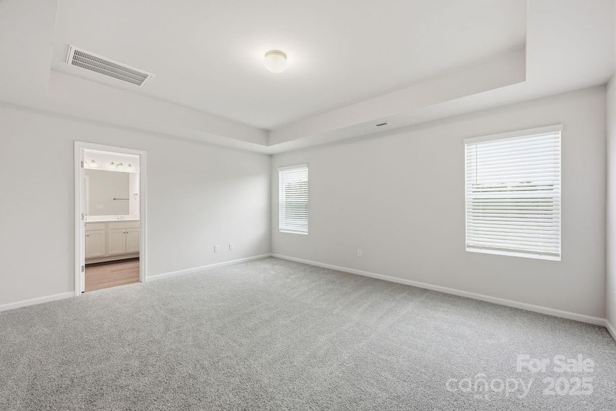 Spacious, unfurnished interior of a new home in , Statesville (Image 10).