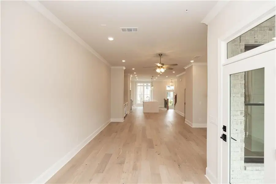 Spacious, unfurnished interior of a new home in Townes 333, Peachtree Corners (Image 22).