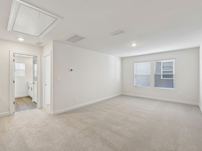 Spacious, unfurnished interior of a new home in Buffalo Ridge, Newton (Image 17). Spacious, unfurnished interior of a new home in Buffalo Ridge, Newton (Image 17).