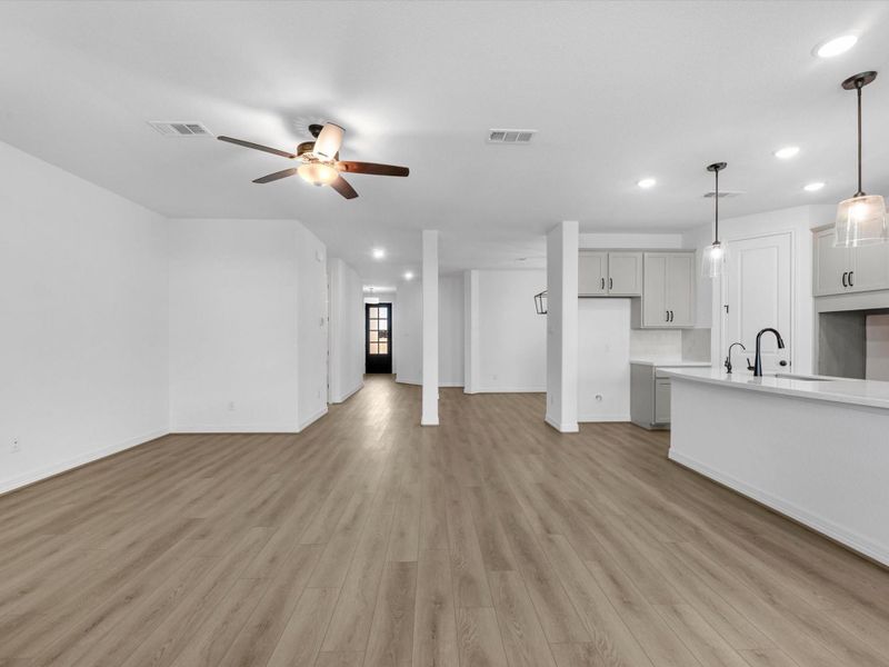 Spacious, unfurnished interior of a new home in Austin Point, Richmond (Image 15).