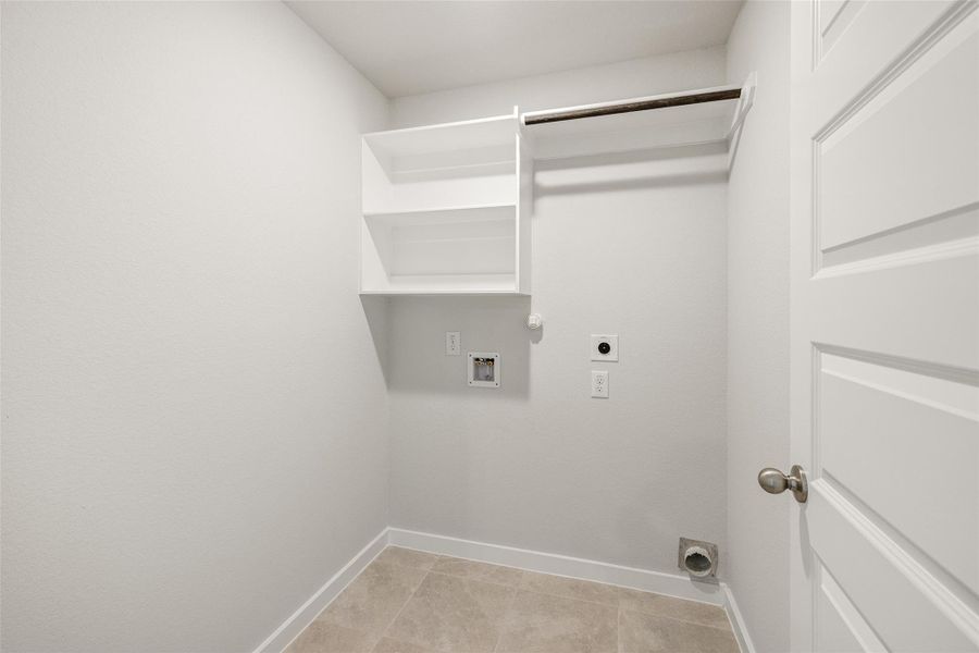 Spacious, unfurnished interior of a new home in Mostyn Springs, Magnolia (Image 8). Spacious, unfurnished interior of a new home in Mostyn Springs, Magnolia (Image 8).