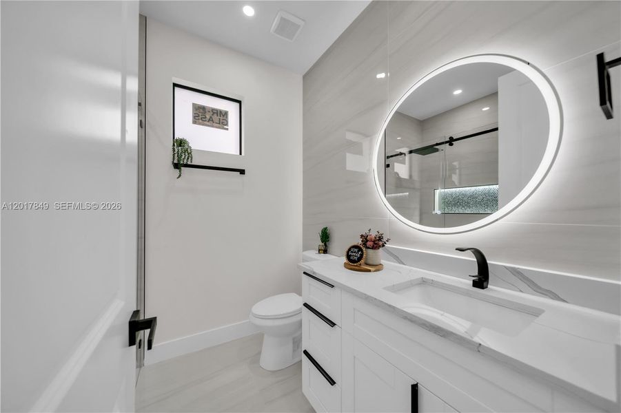 Furnished interior view inside a new home in , Lehigh Acres (Image 13).