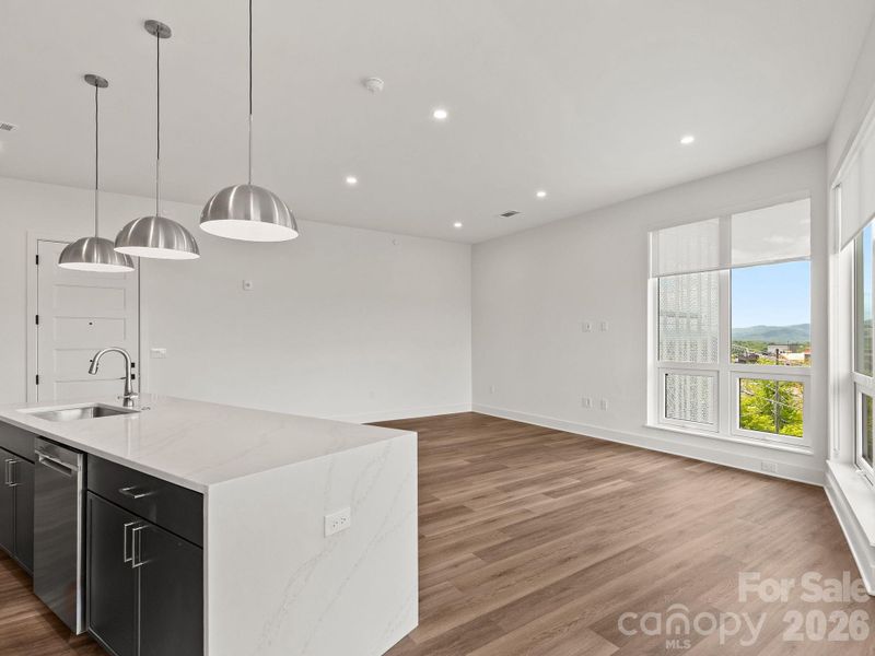 Image 29 of a home in .
