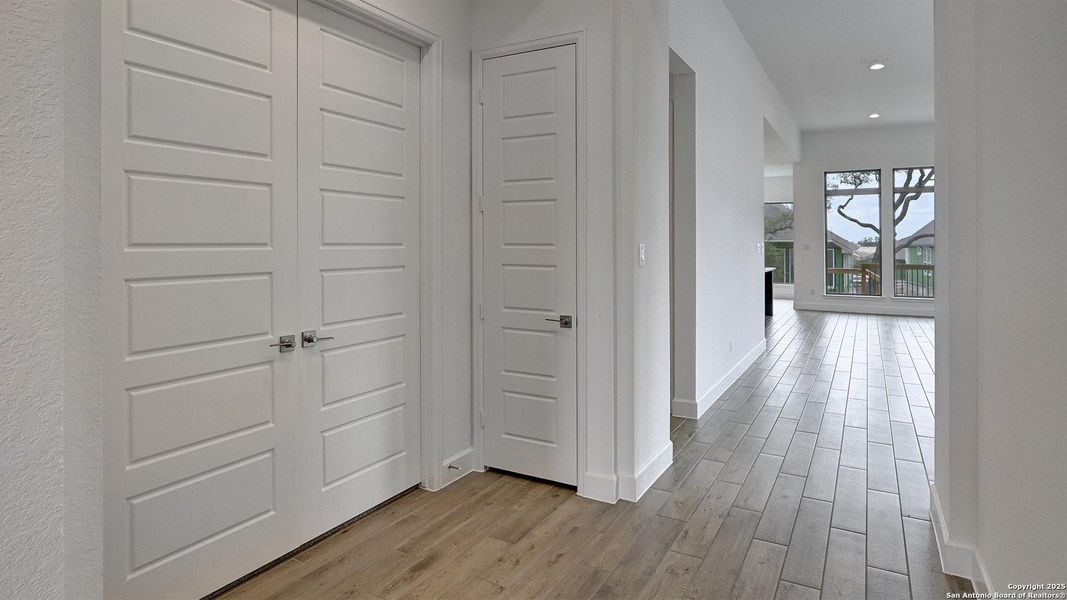 Image 29 of a home in Esperanza 60'.