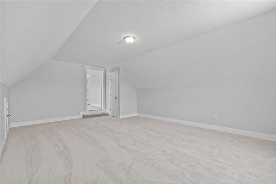 Representative unfurnished interior of a home built from the Hartford Elite by Enchanted Homes in Pointe Summit, Slater-Marietta (Image 42).