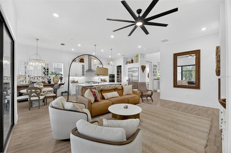 Furnished interior view inside a new home in SouthShore Yacht Club: Somerset Preserve, Ruskin (Image 42).