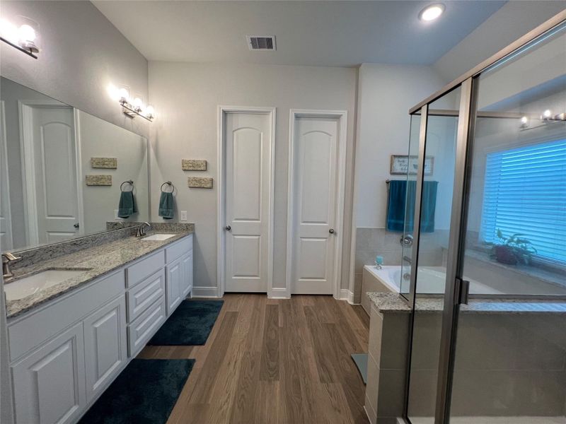 Furnished interior view inside a new home in , Conroe (Image 11). Furnished interior view inside a new home in , Conroe (Image 11).