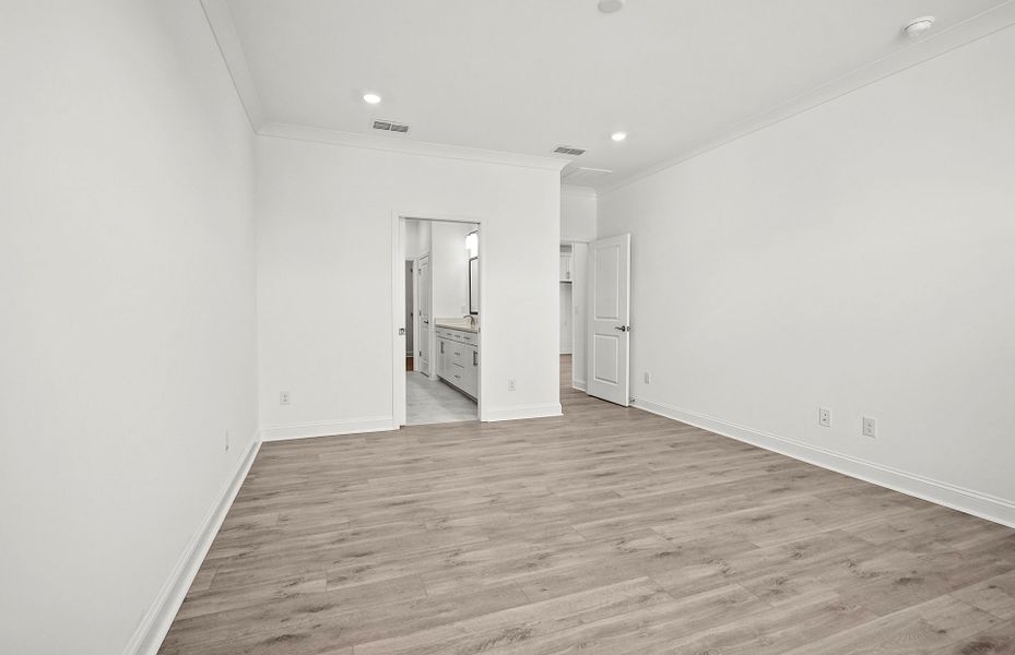 Spacious, unfurnished interior of a new home in Carolina Riverside, Belmont (Image 35).