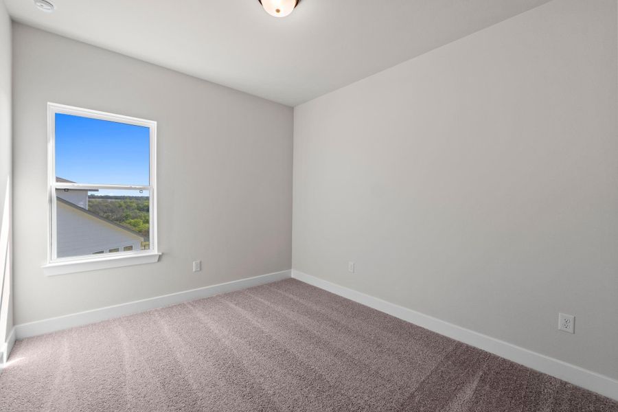 Spacious, unfurnished interior of a new home in Lariat, Liberty Hill (Image 21).