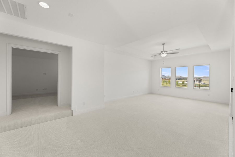 Spacious, unfurnished interior of a new home in Nelson Lake Estates, Rockwall (Image 25).