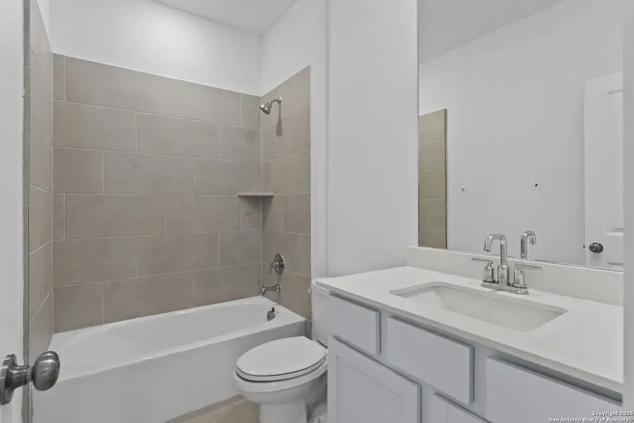 Furnished interior view inside a new home in , New Braunfels (Image 6).