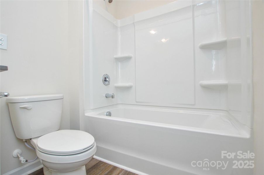 Furnished interior view inside a new home in Fergus Crossing, York (Image 3).