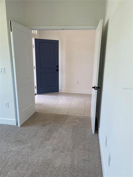 Spacious, unfurnished interior of a new home in Harmony Central, St. Cloud (Image 17).