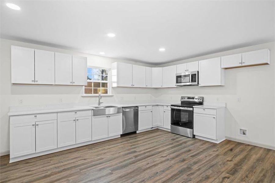 Furnished interior view inside a new home in , Dalton (Image 4).