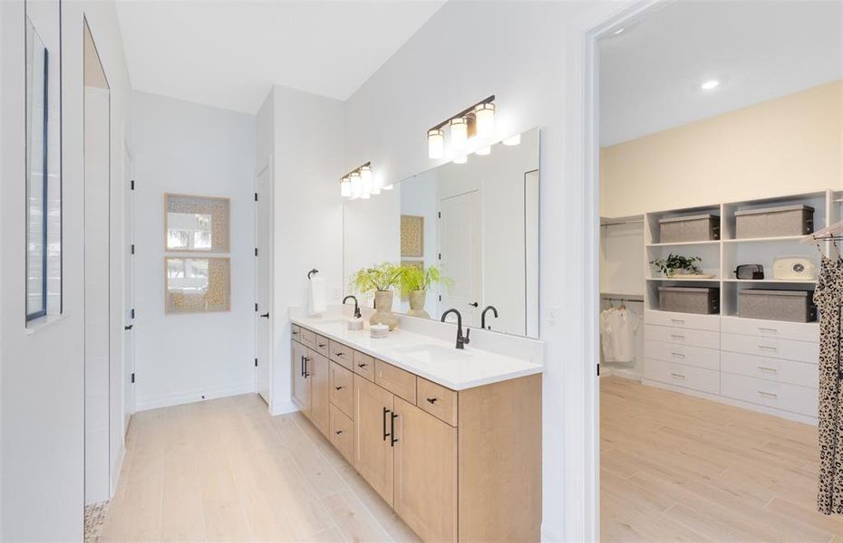 Furnished interior view inside a new home in Del Webb Minneola, Minneola (Image 15).