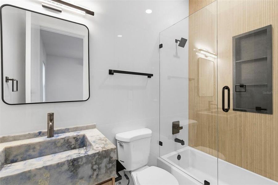 Furnished interior view inside a new home in , Safety Harbor (Image 41).