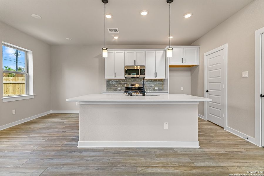 Furnished interior view inside a new home in Trilogy Grove, Leon Valley (Image 11). Furnished interior view inside a new home in Trilogy Grove, Leon Valley (Image 11).