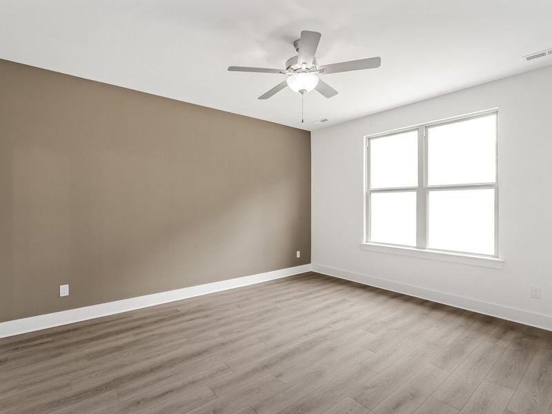 Spacious, unfurnished interior of a new home in Woods Crossing, Gallatin (Image 59).