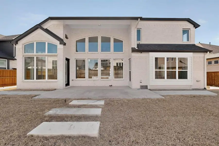 Exterior details and patio area of a home in , Prosper (Image 4).