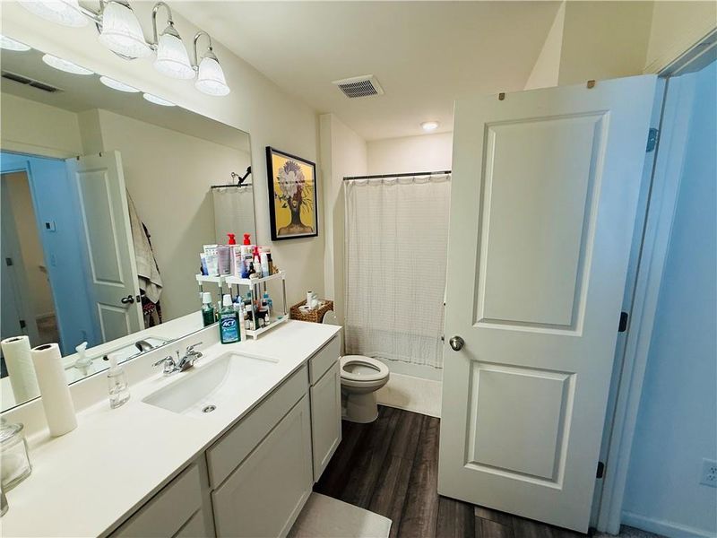 Furnished interior view inside a new home in , Palmetto (Image 12).