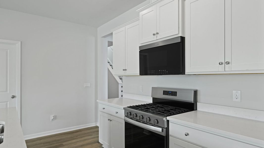Representative furnished interior of a home built from the DARBY-EXP by D.R. Horton in Lakeview at Kitfield, Moncks Corner (Image 6).