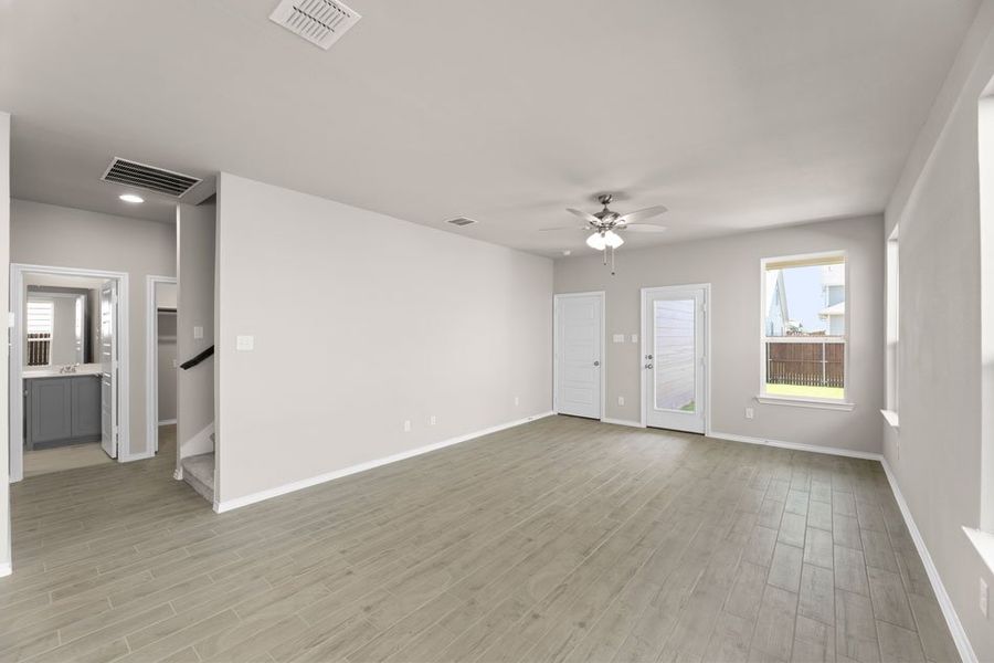 Front exterior of a new home in Heartland, Heartland, TX, highlighting curb appeal (Image 15). Front exterior of a new home in Heartland, Heartland, TX, highlighting curb appeal (Image 15).